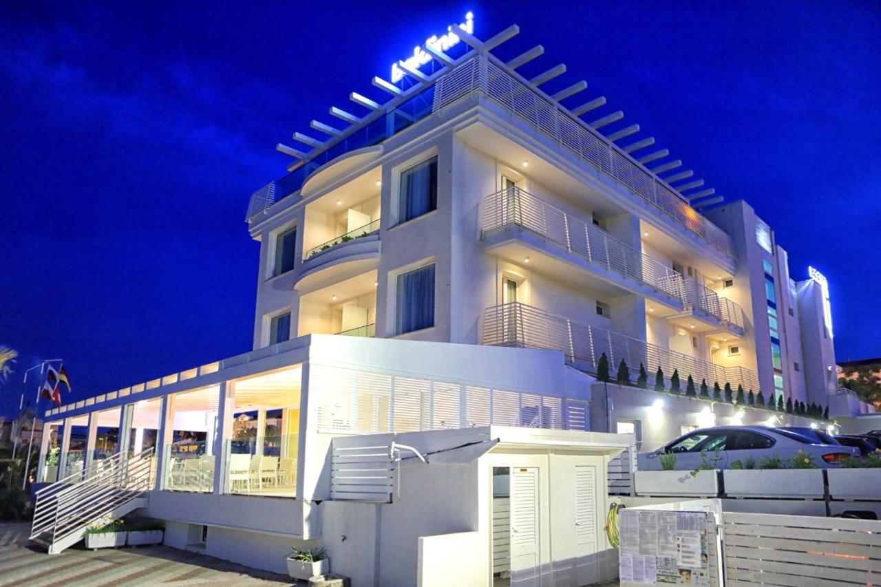 Baldinini Hotel ริมินี ภายนอก รูปภาพ